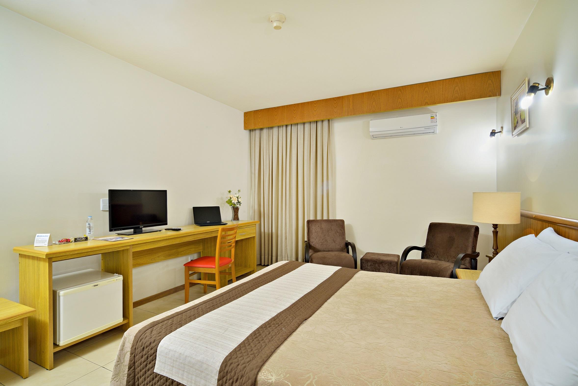 Hotel Dan Inn Araraquara By Nacional Inn Exterior foto
